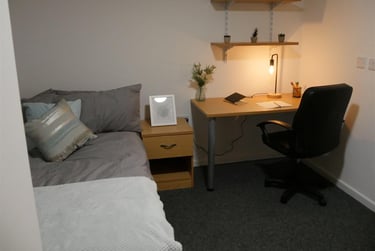 1 bed flat, Central Place, Netherthorpe, Sheffield, S37BY - Image 1